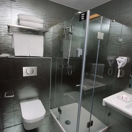 Bliss Hotel 3*