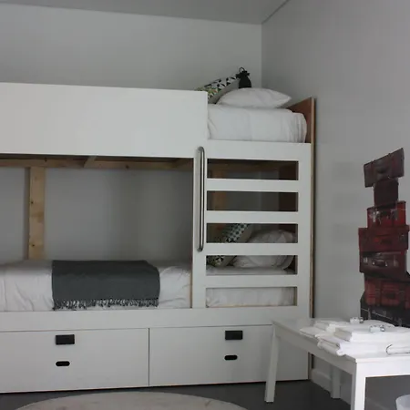 Hostel Moon Hill By Joivy *