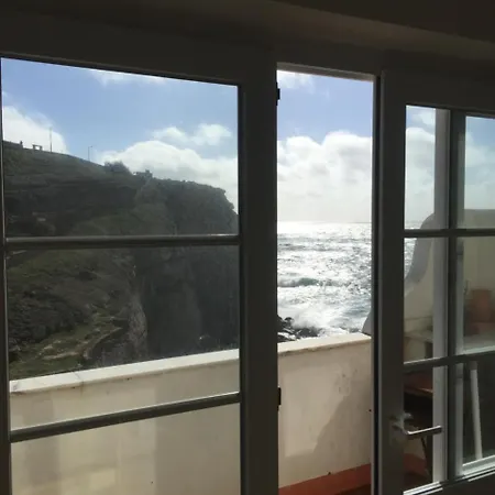 Azenhas Do Mar House Holiday home