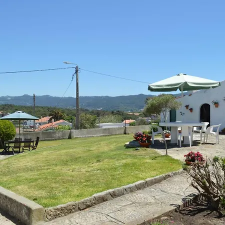 Casalinho De Santo Antonio Bed & Breakfast *