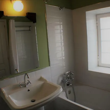 Acucena Vintage Bed & Breakfast