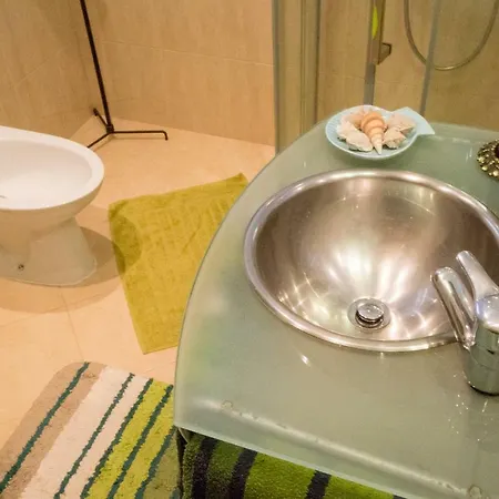 Serra E Mar Bed & Breakfast Chelreira