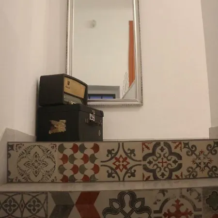 Nooks Three Apartment *