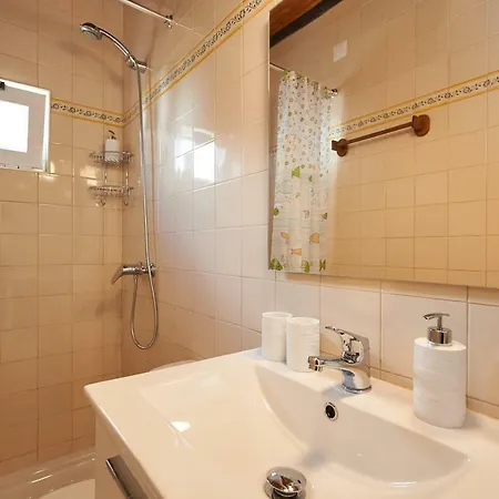 Very Quiet Place Guest house *