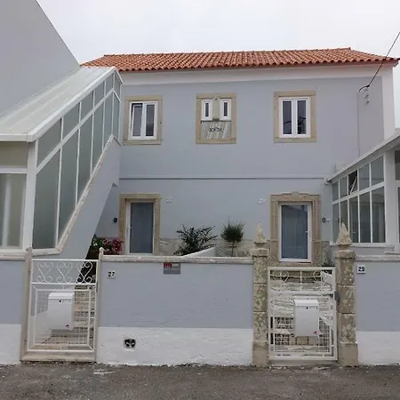 Casa Bom Dia Holiday home *