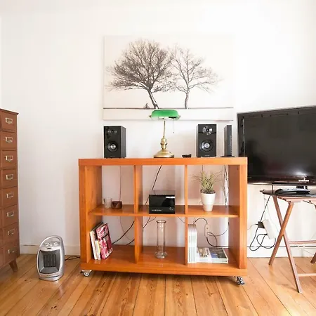 Blue House Apartment