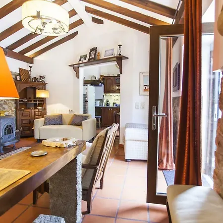 Beautiful Country House&romantic Garden Holiday home Sintra