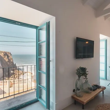 Azenhas Do Mar West Coast Design And Surf *