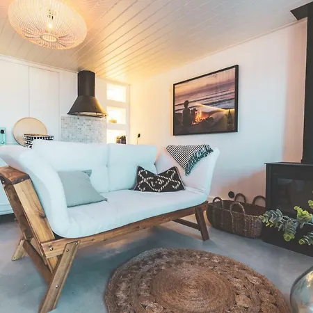 Azenhas Do Mar West Coast Design And Surf * Sintra