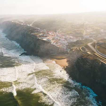 Azenhas Do Mar West Coast Design And Surf * Sintra