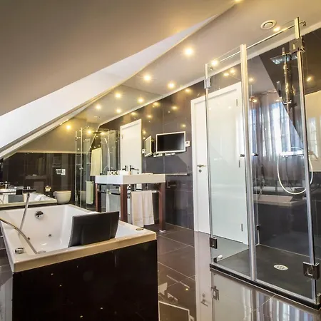 Paco Do Bispo Boutique House
