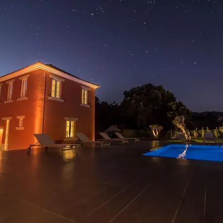Paco Do Bispo Boutique House Bed & Breakfast 4*