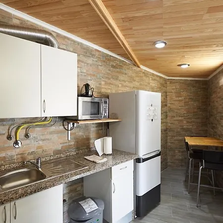 Sun House - Near - Kitchen - Pool Homestay Sintra