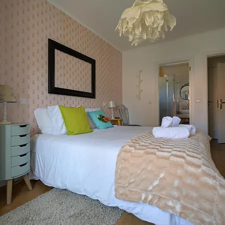 Casa Hortênsias - Charming Alojamento de Acomodação e Pequeno-almoço Sintra