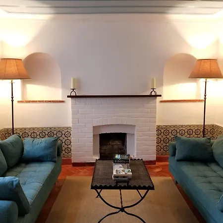 Guest house Casa Do Arco *