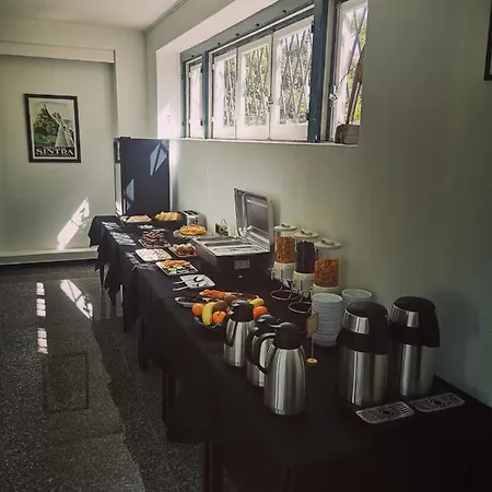 Bed & Breakfast Aedan Sintra