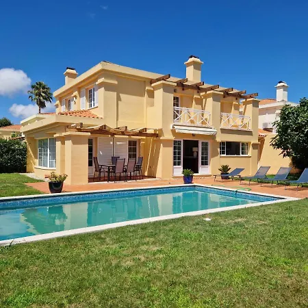 Holiday home Rent4rest Golf Lovers Paradise 4br With Pool