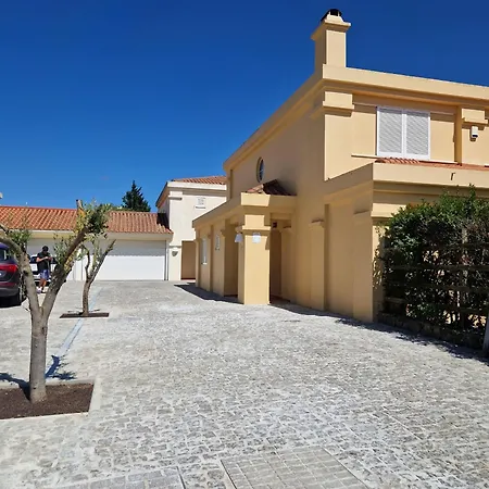 Holiday home Rent4rest Golf Lovers Paradise 4br With Pool *