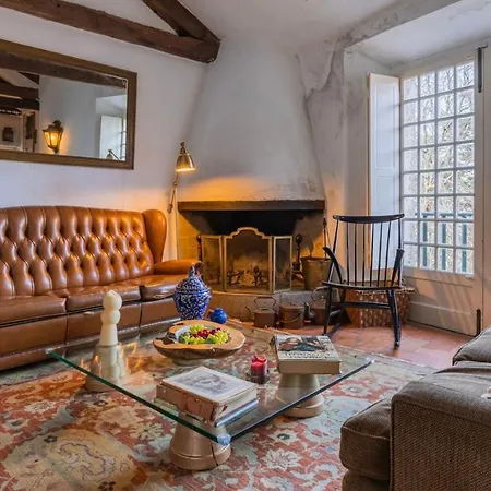 Holiday home Available 6 *