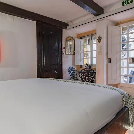 Bed & Breakfast Small Cozy In Palace Patio With Hot Tub And Snooker - Wow Sintra