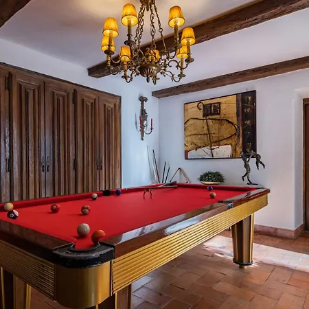 Small Cozy In Palace Patio With Hot Tub And Snooker - Wow Sintra