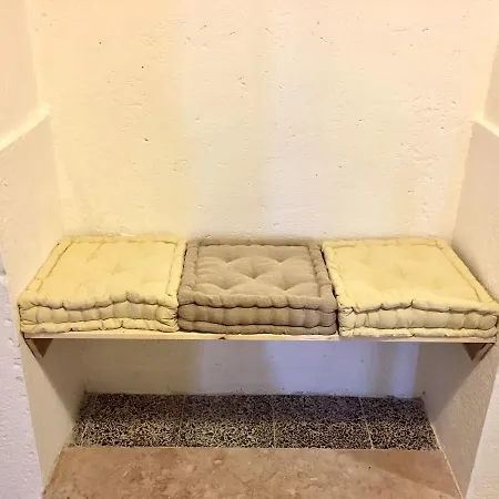 Portuguese Hostel *
